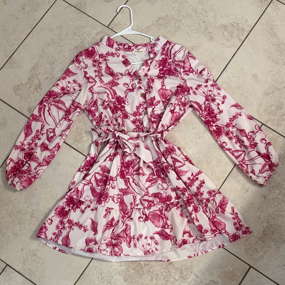 Elegant Pink Floral Mini Dress
